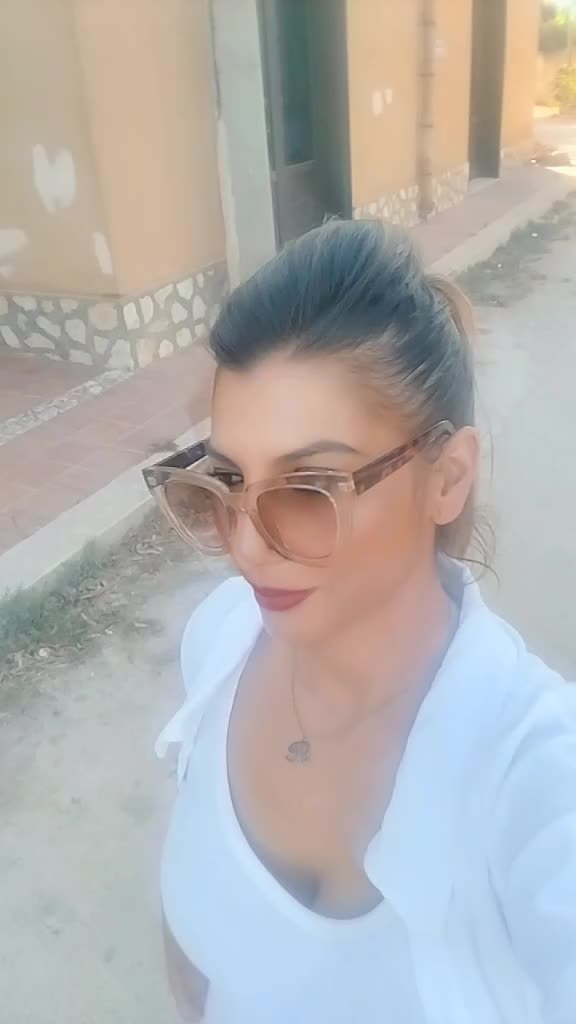 @Cristina the queen🥰