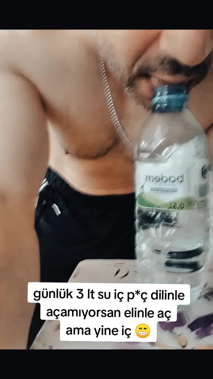 @KoMşUnUn UsLuOğLu