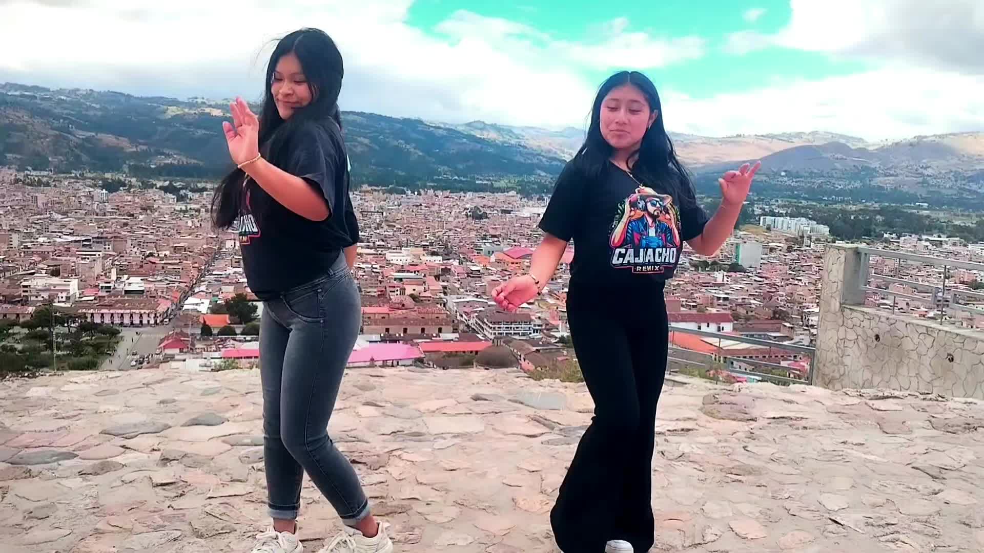 @CAJACHO REMIX ✓
