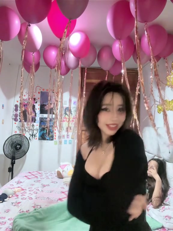 @𝒮𝒽𝒶