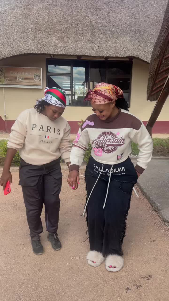 @Lady BooHle 🎭🇿🇦🇿🇼