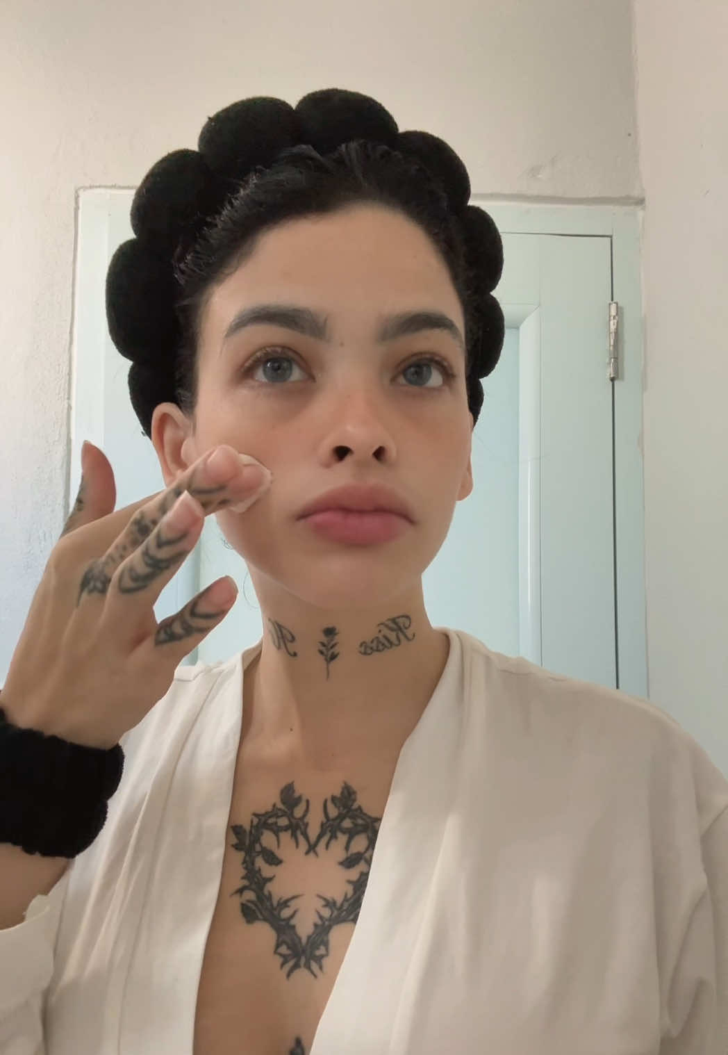 @Luna🧛🏻♀️🖤✨