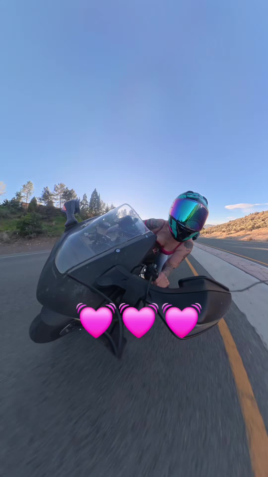 @r_skye27