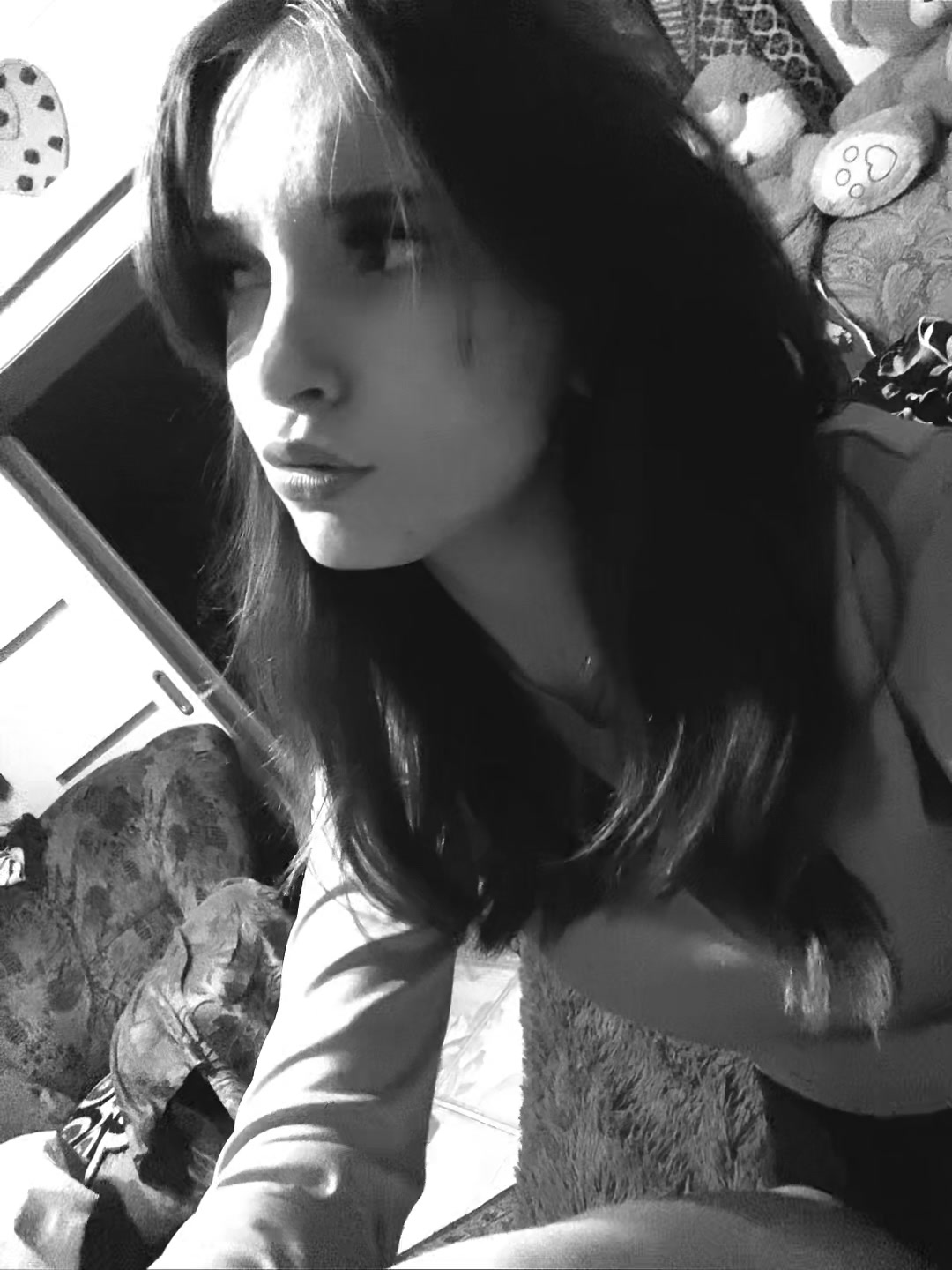 @…