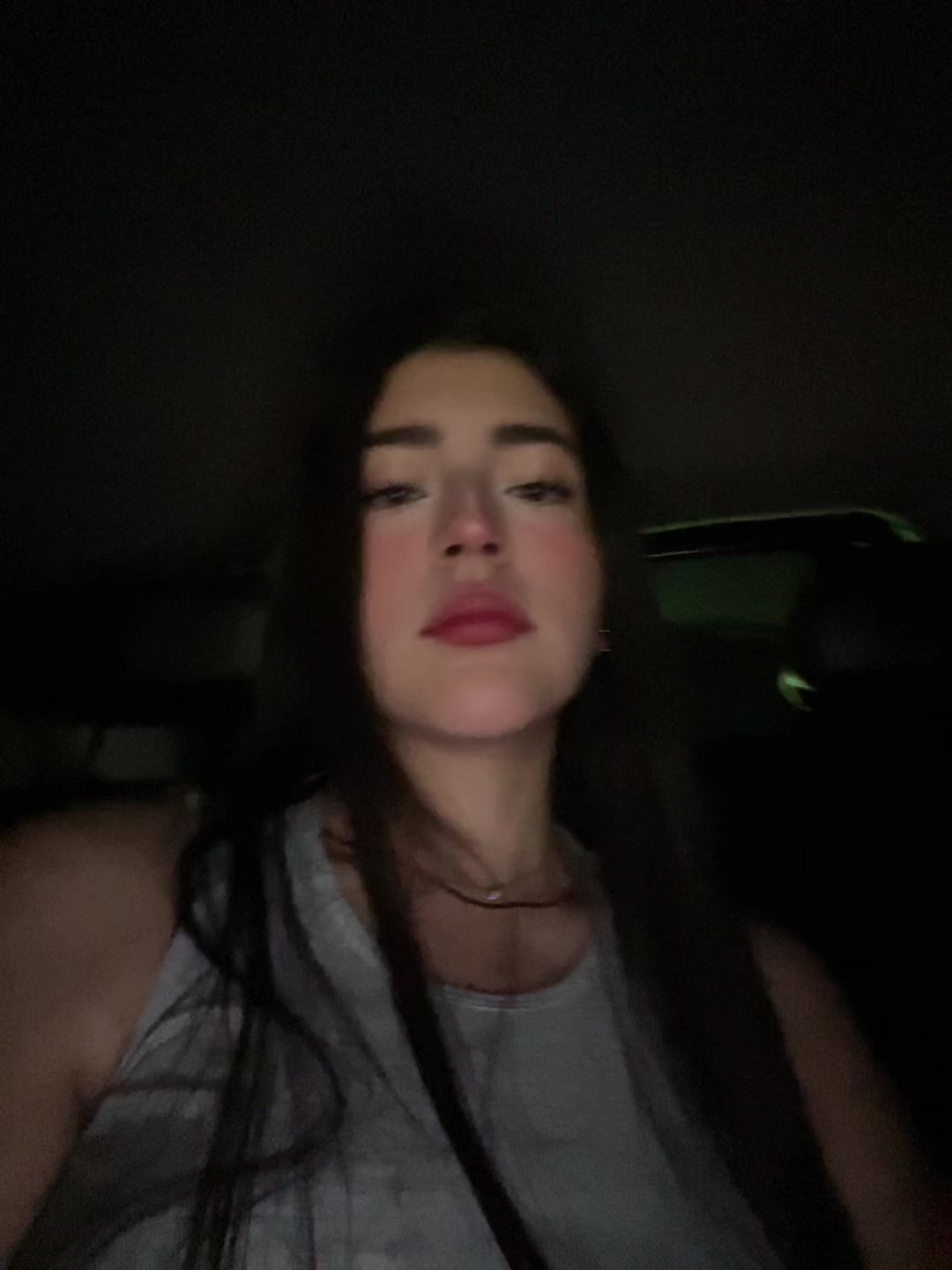 @Scarlet Olivo V🍬