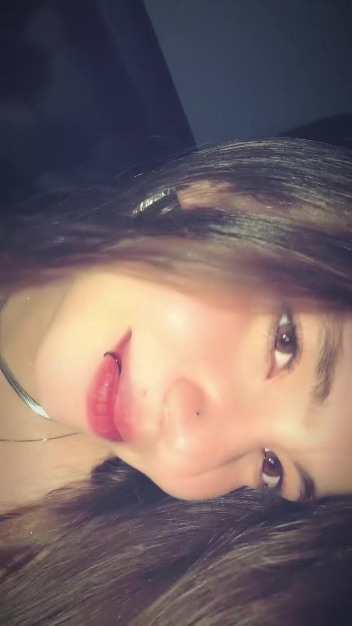 @Ana🦋