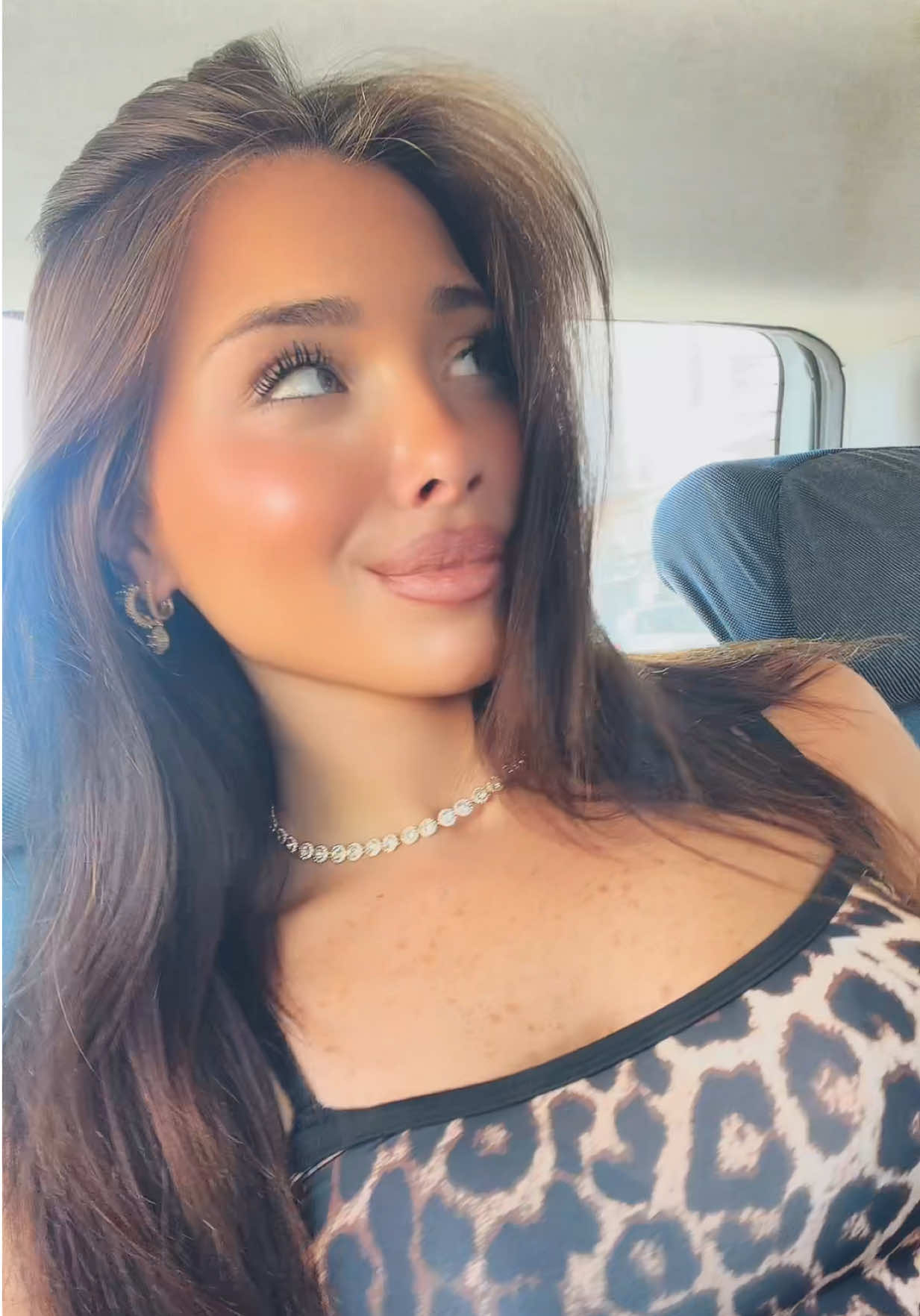@𝐃𝐞𝐧𝐢𝐬𝐞 𝐁𝐨𝐯𝐞