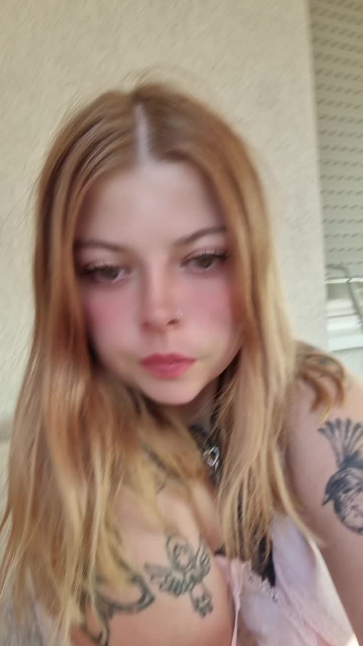 @Peach_Janina