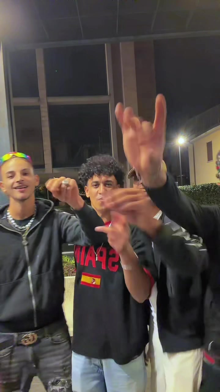 @Karim è bandito adesso ๐ชฌ๐๏ธ