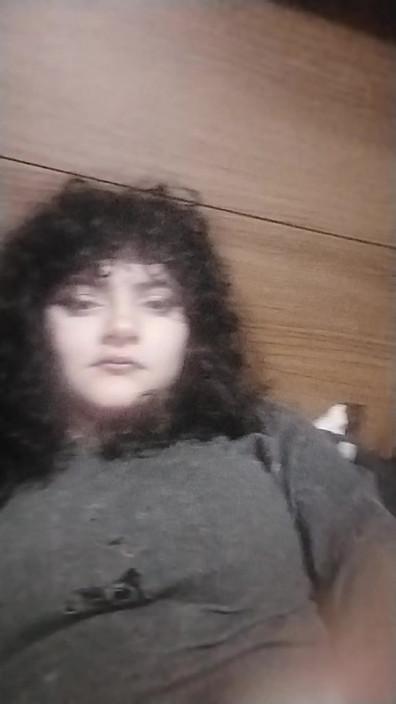@𒀱Vicky a estranha𒀱