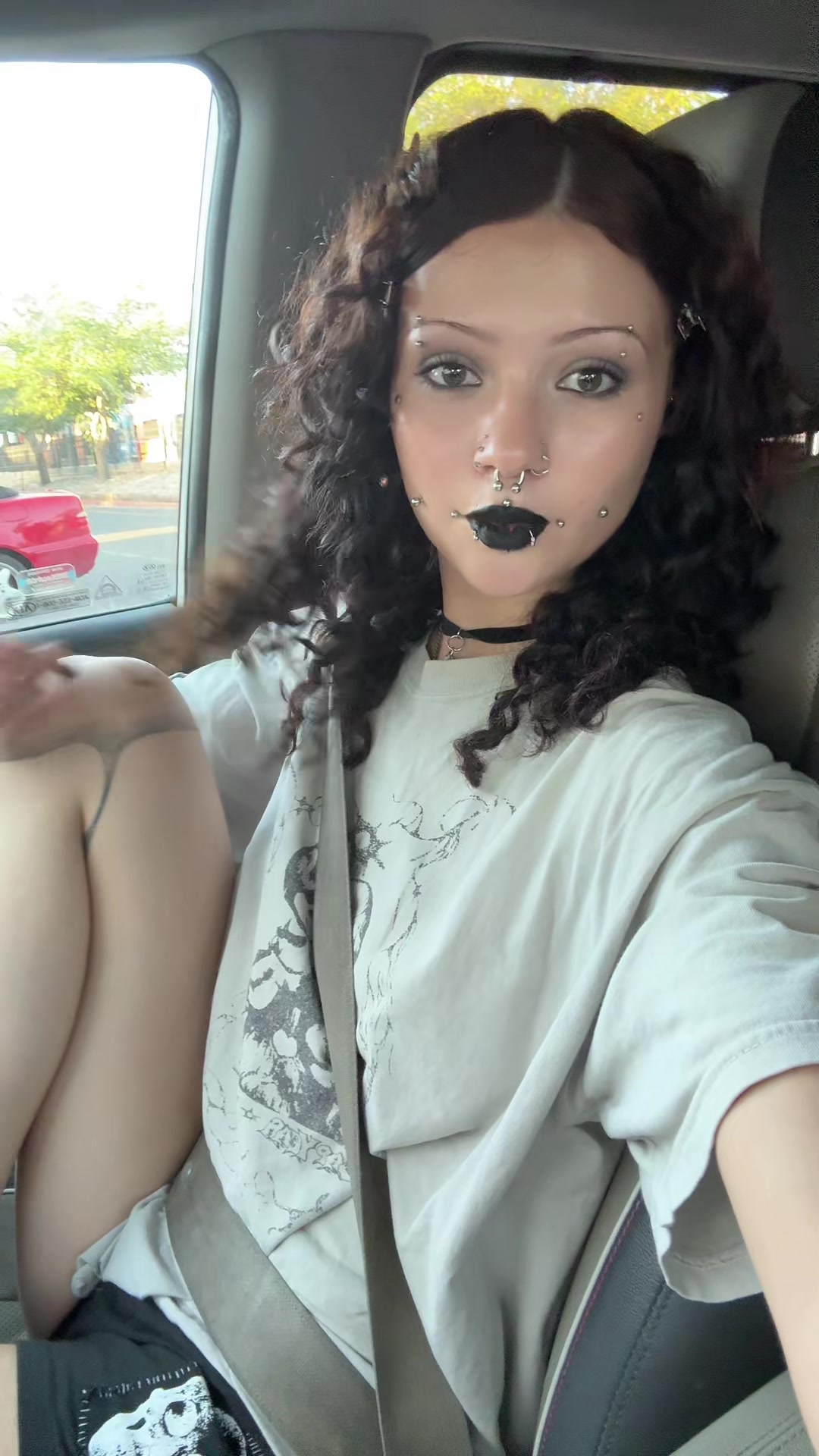 @miss.porcelain_