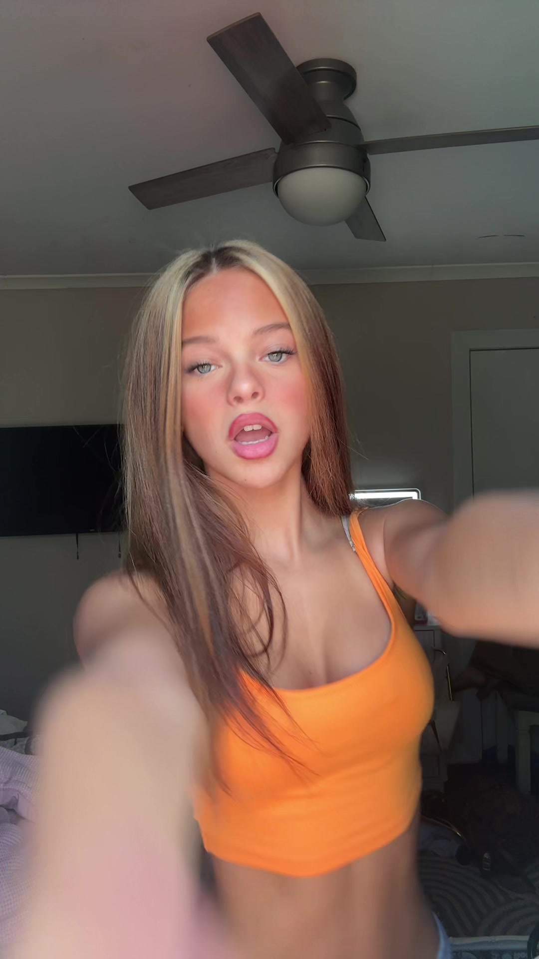 @OLIVIA
