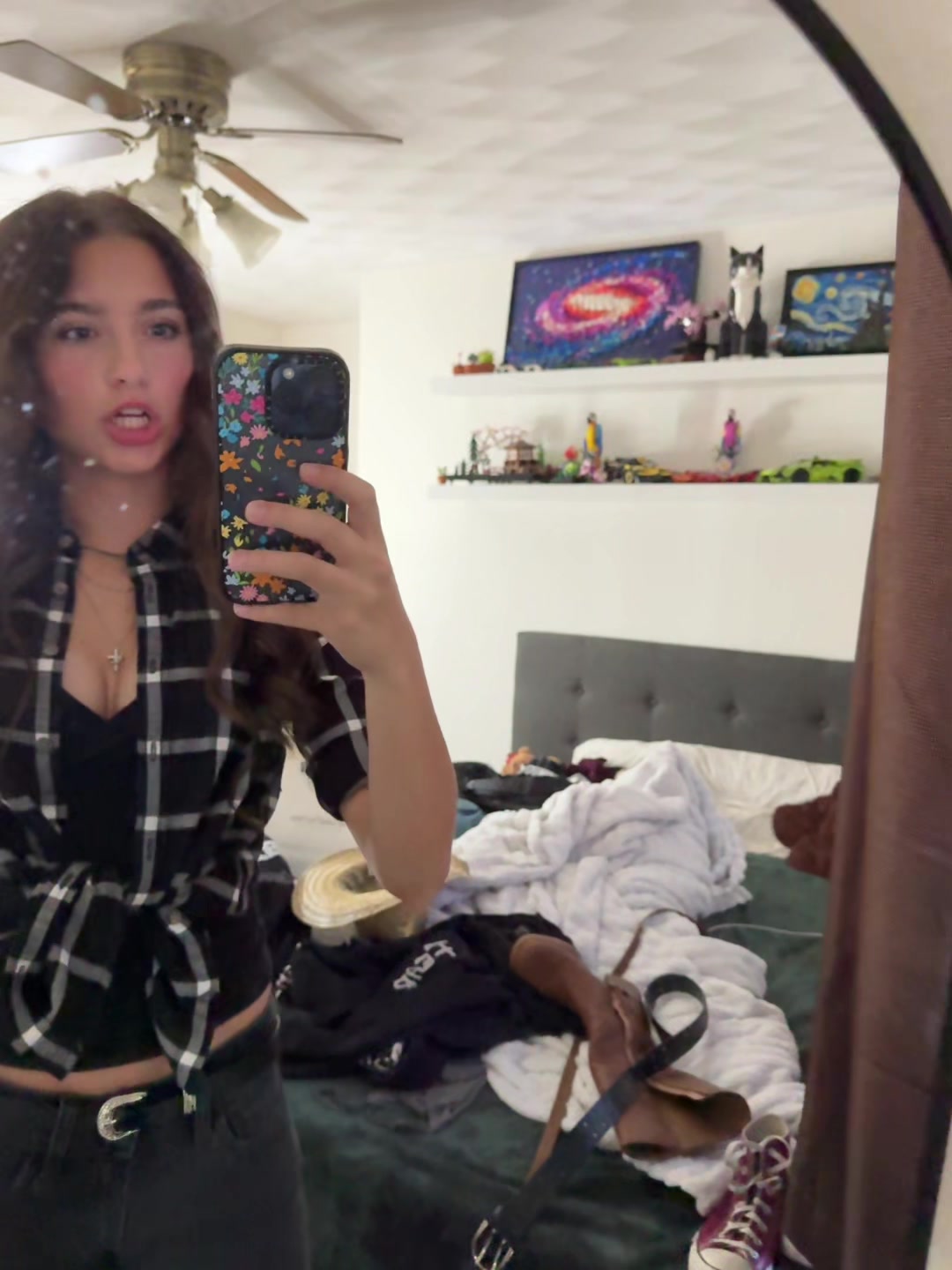 @♱