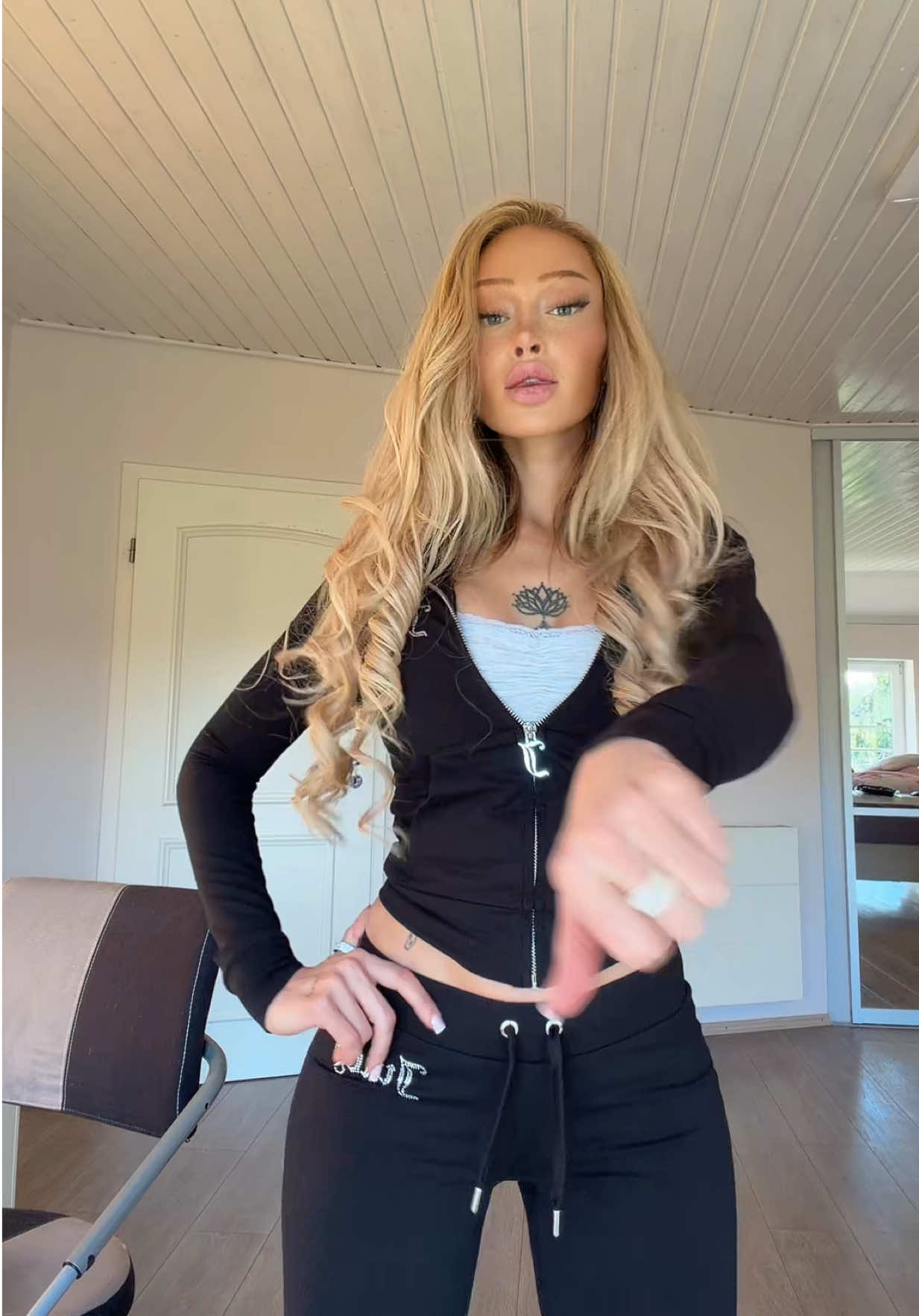 @tinihadi_