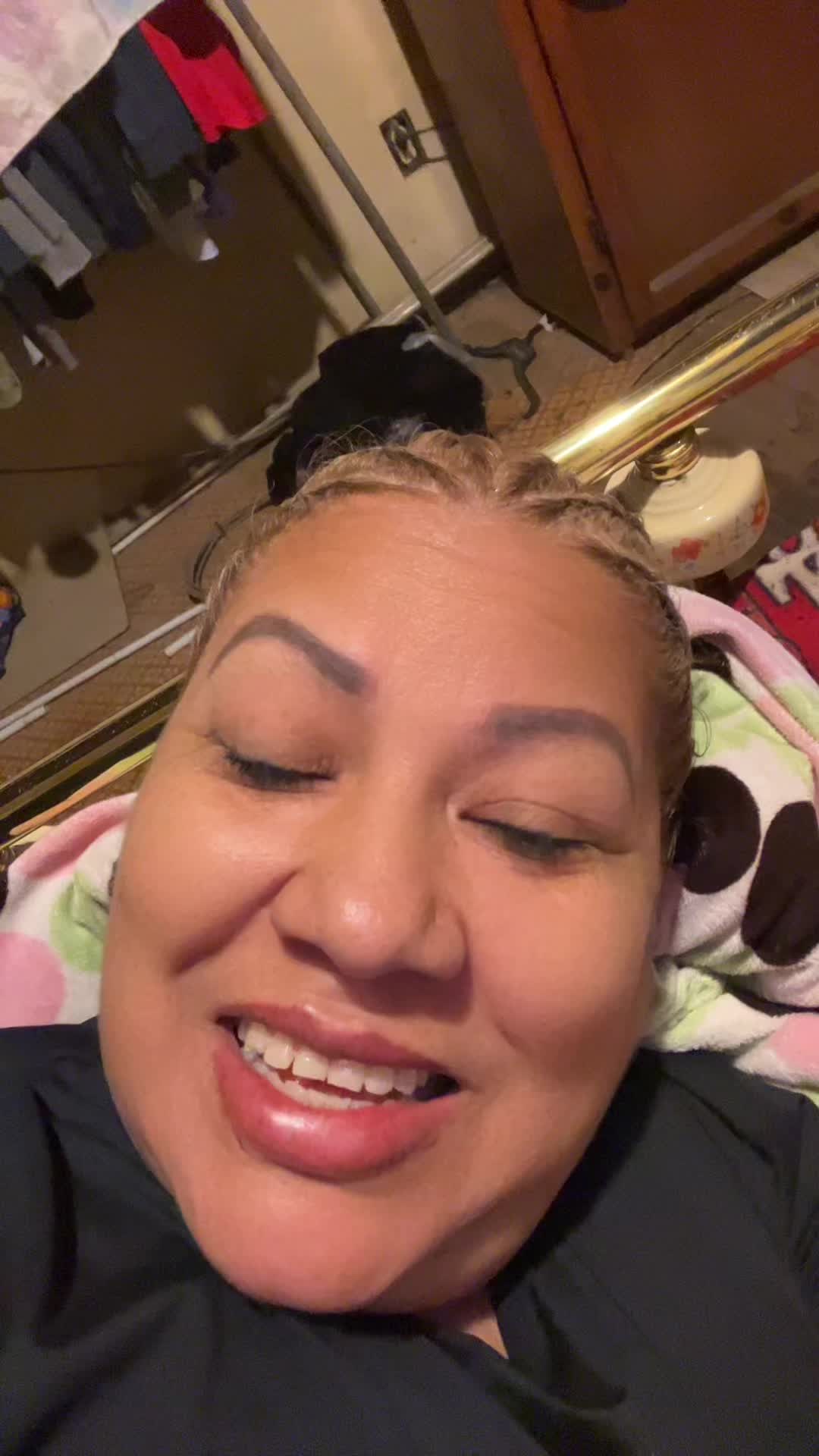 @Karoline