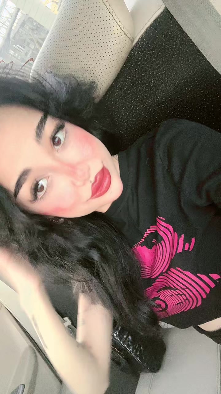 @𝓛𝓲𝓵𝔂𝔂𝔂🐬