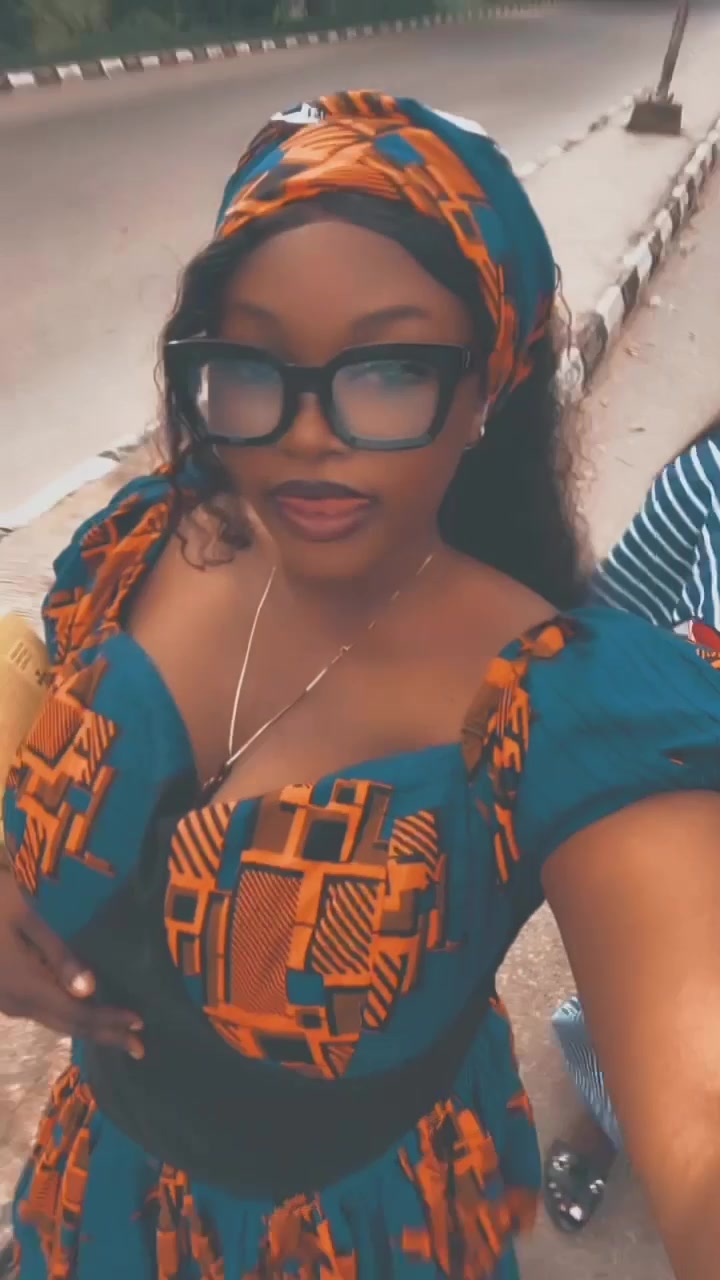 @Vicky🥰🥰