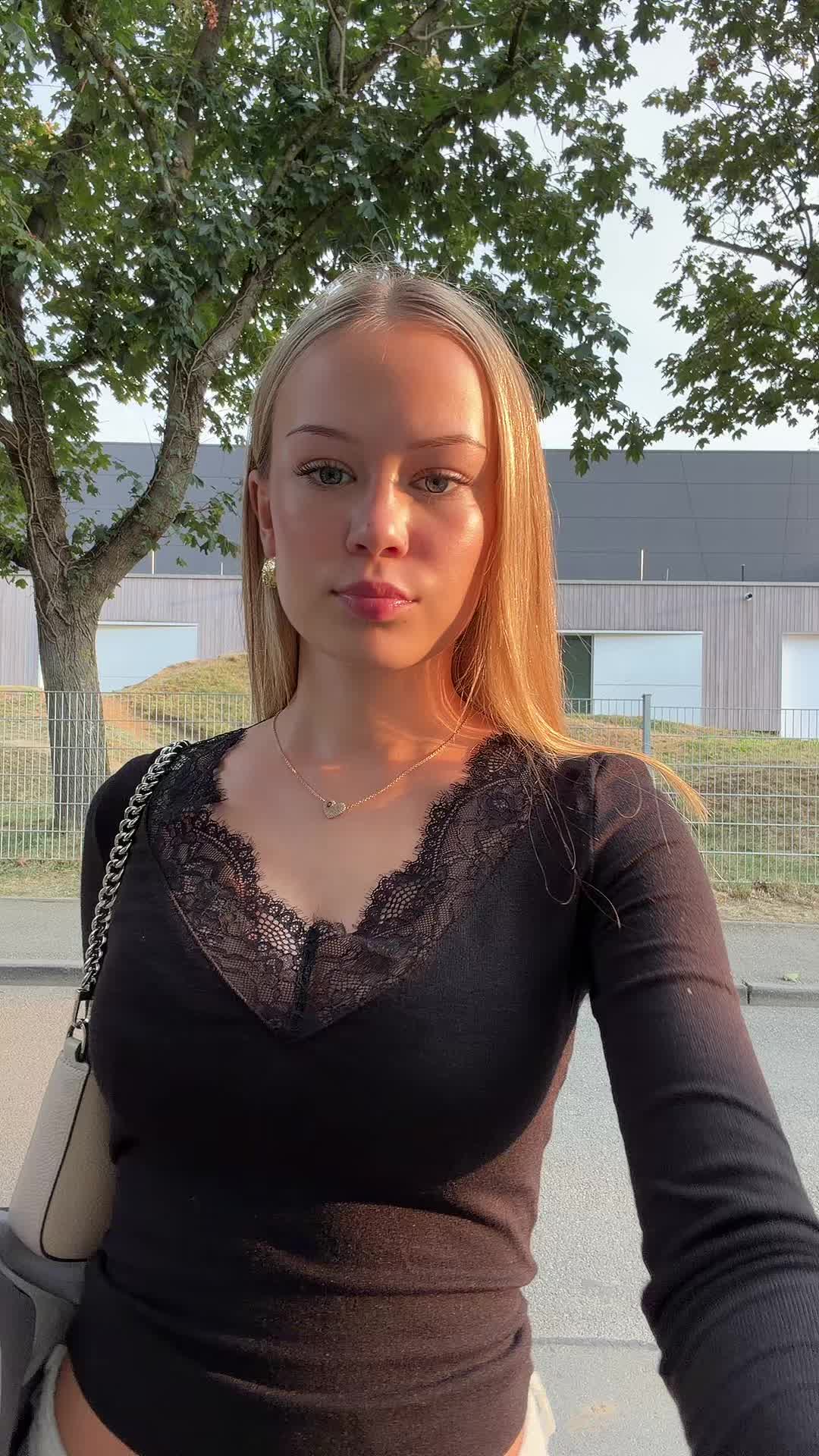@emi