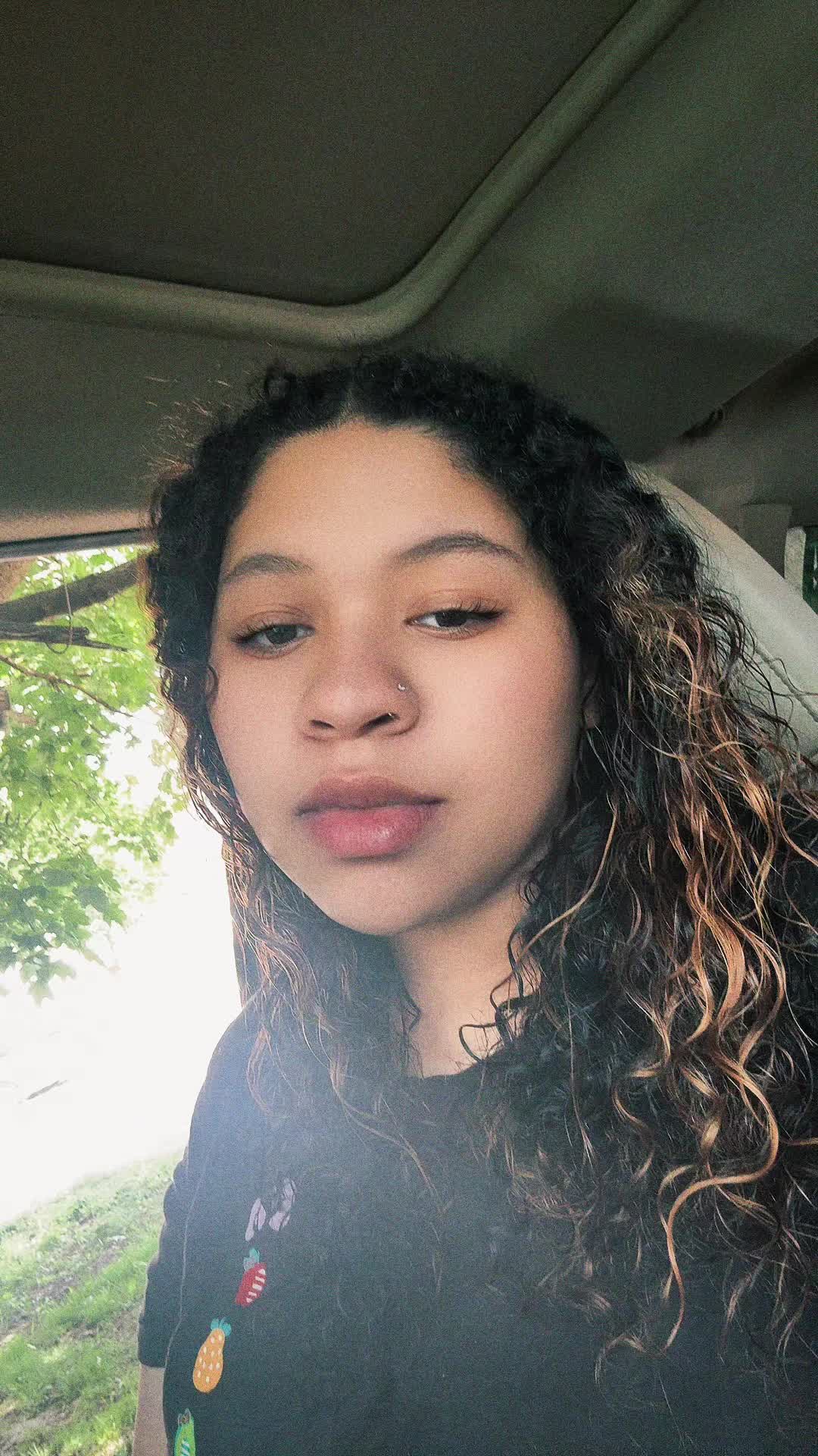 @That pretty lightskin 🥴💪🏽🦈
