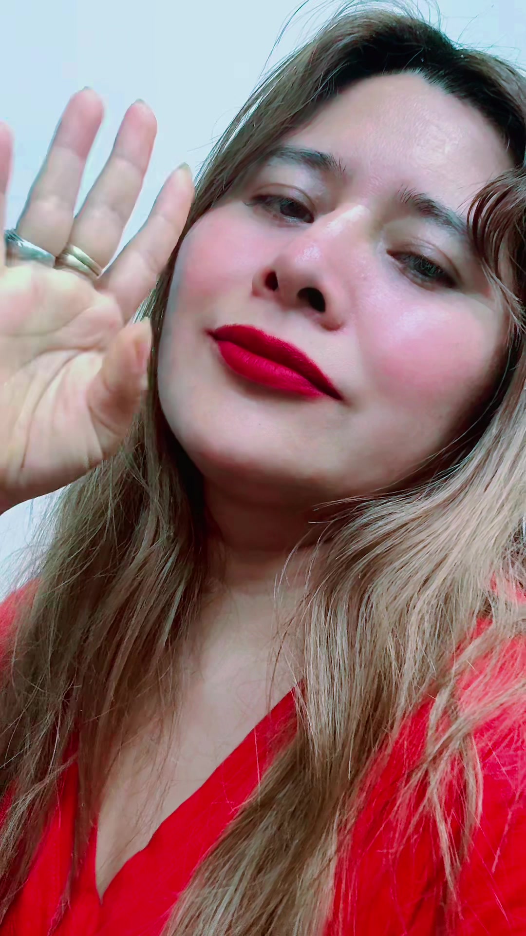 @Elena De León