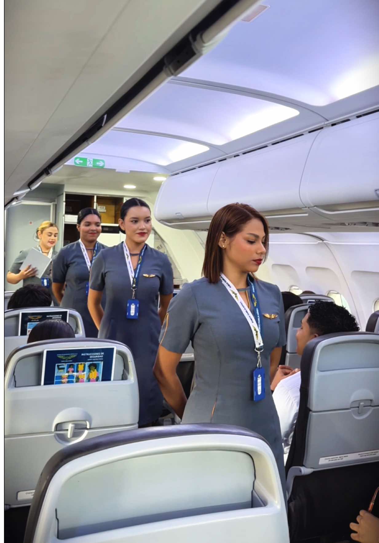@Escuela de Aviación