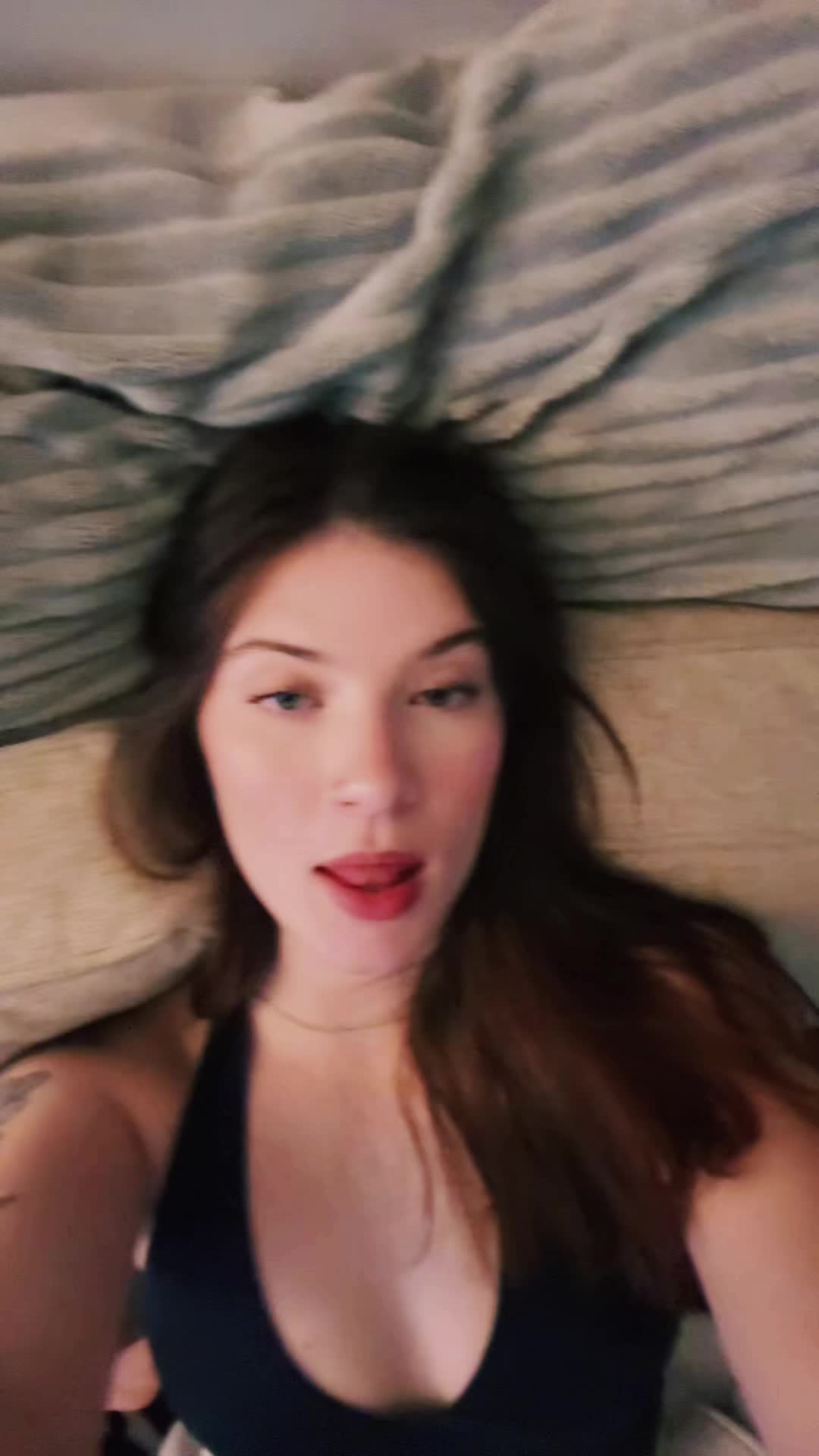 @nicole