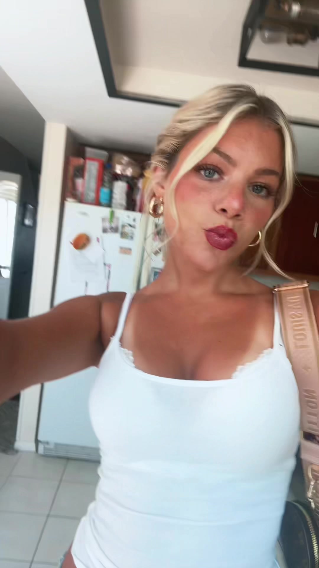@katiekeanie