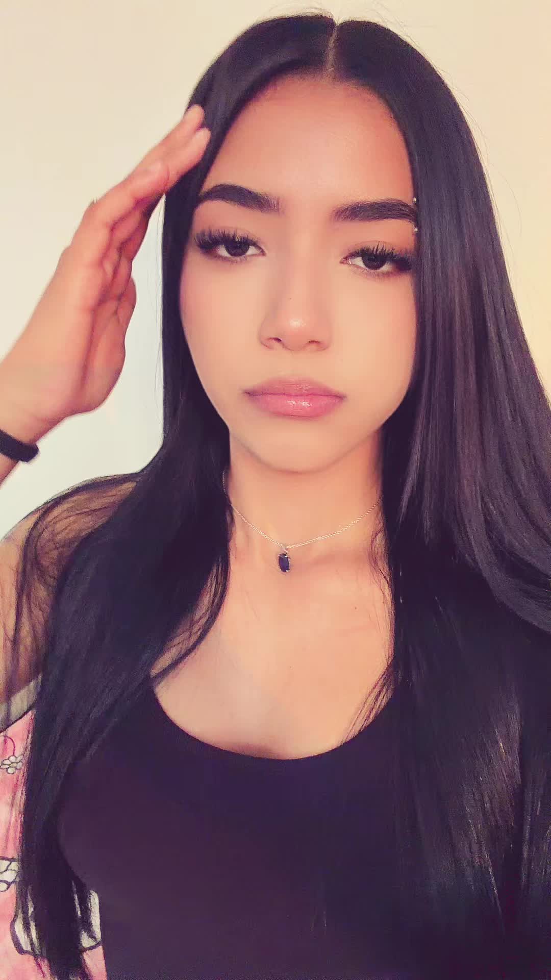 @nahomy.nm