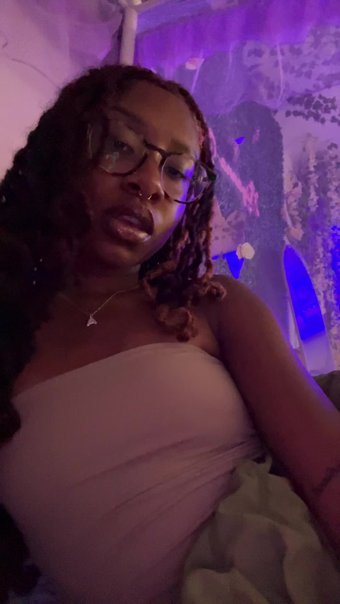 @Ari 🫧