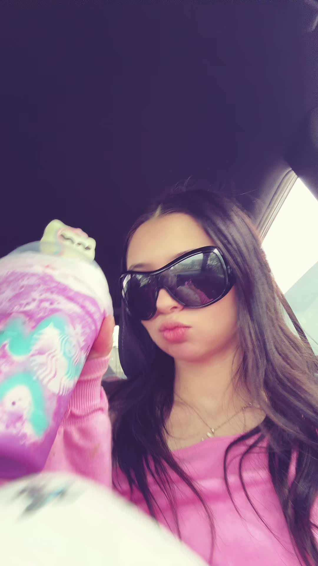 @โ
charlotte โ