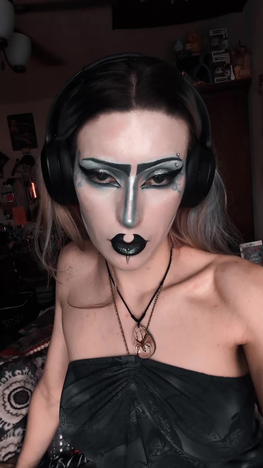 @spooky