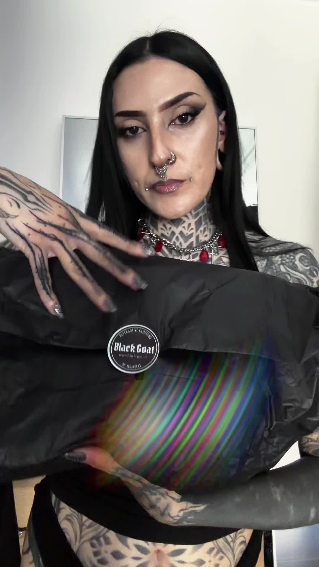 @𝕽𝖔𝖒𝖞 𝖂𝖎𝖈𝖐𝖊𝖉