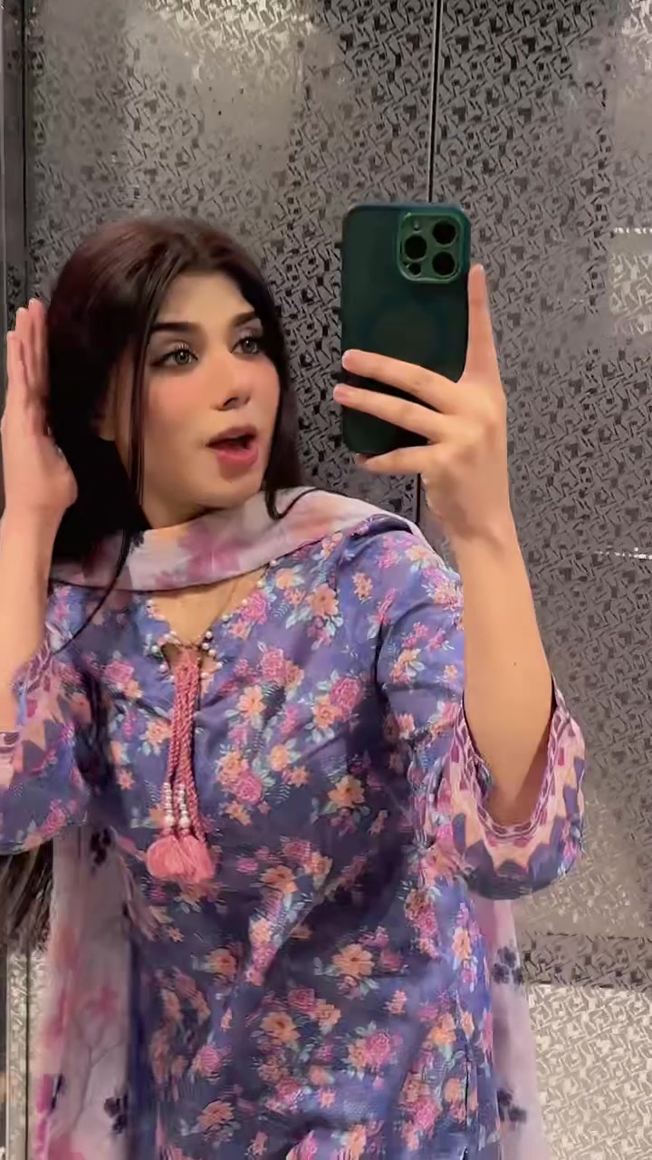 @Uroojkhan