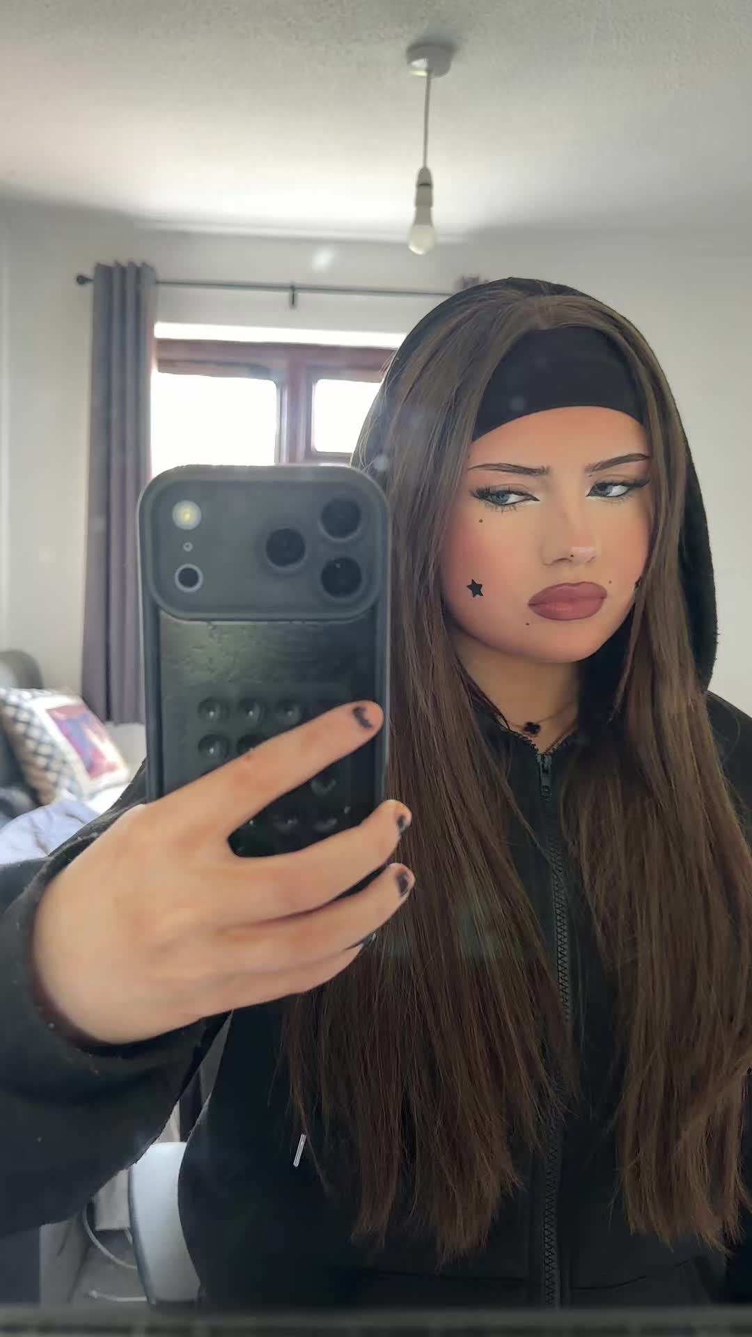 @ameliadeeekin