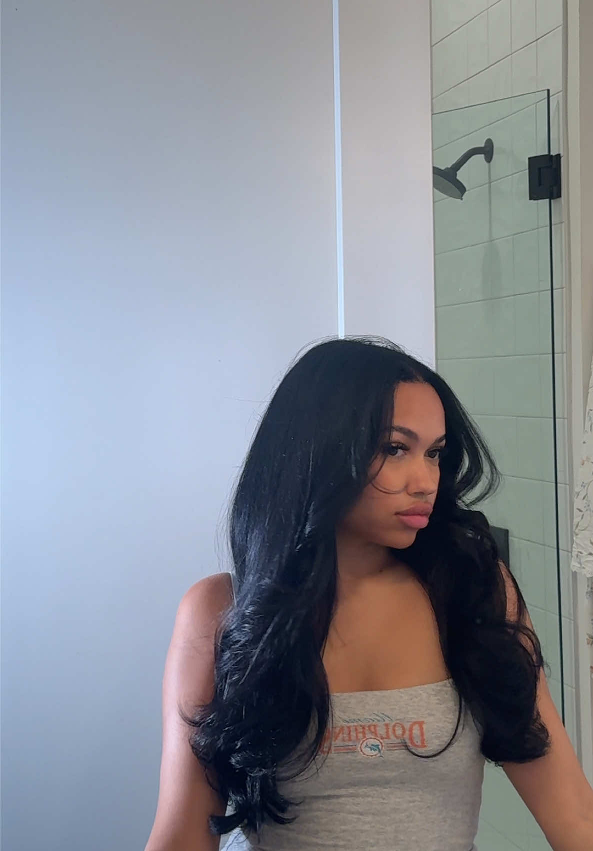 @Bella