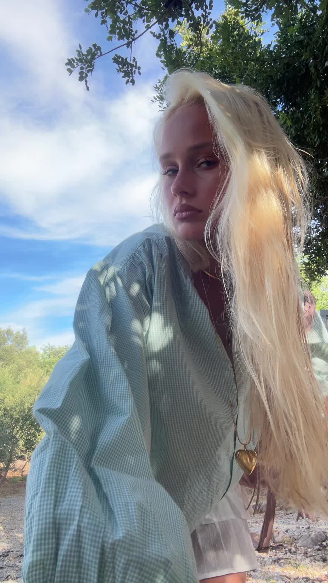 @3llaaaaaaa