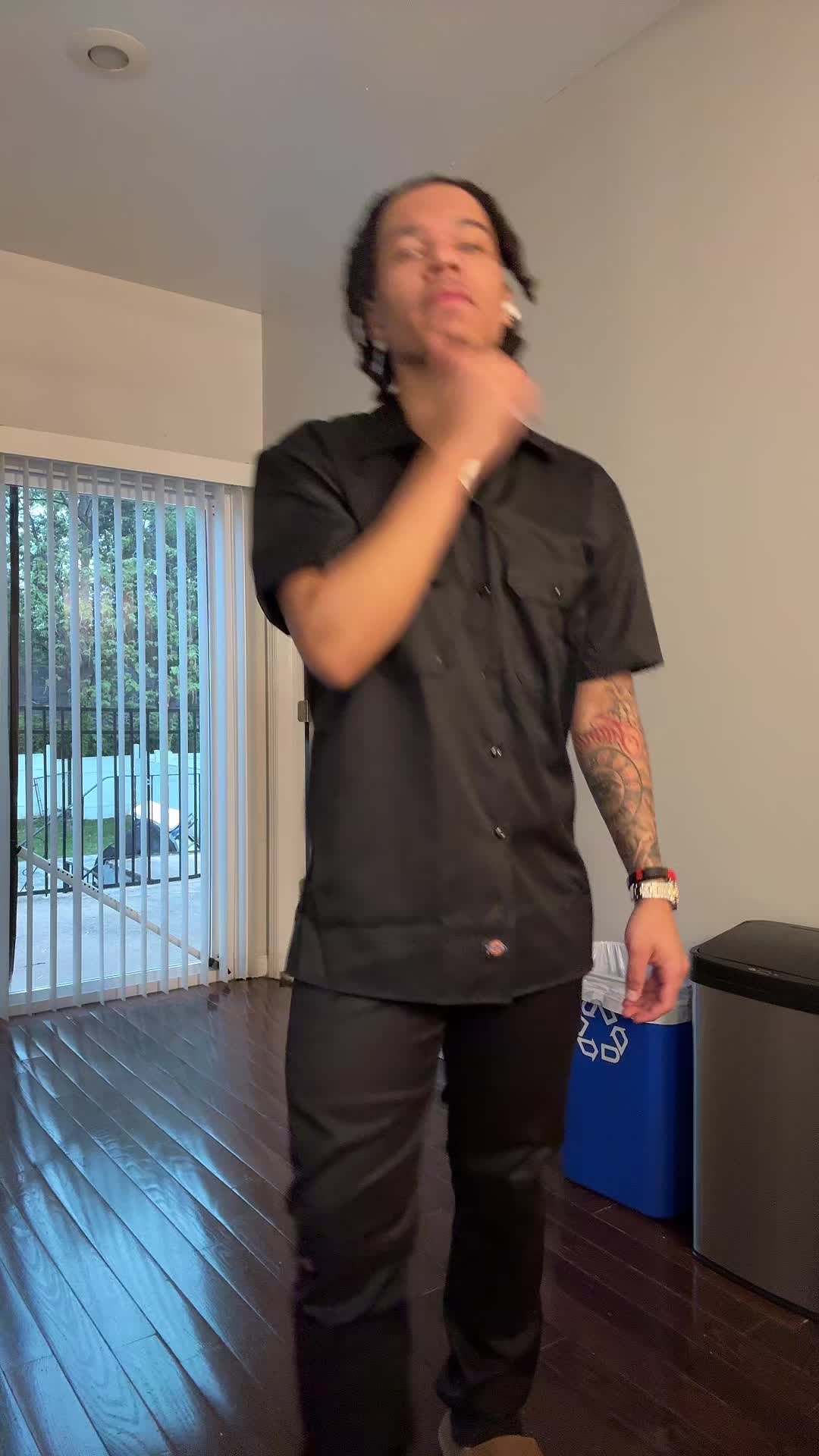 @aj 🩸