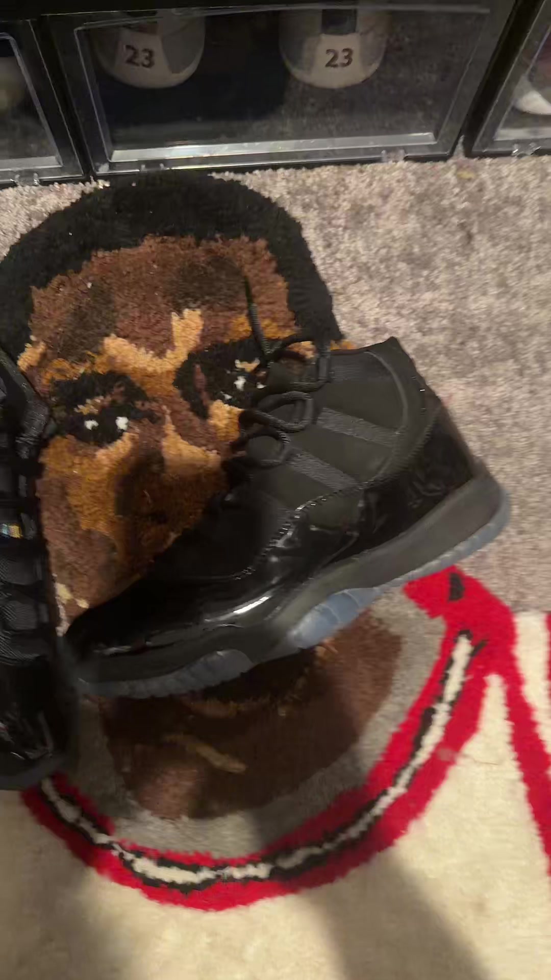@Montana Kicks