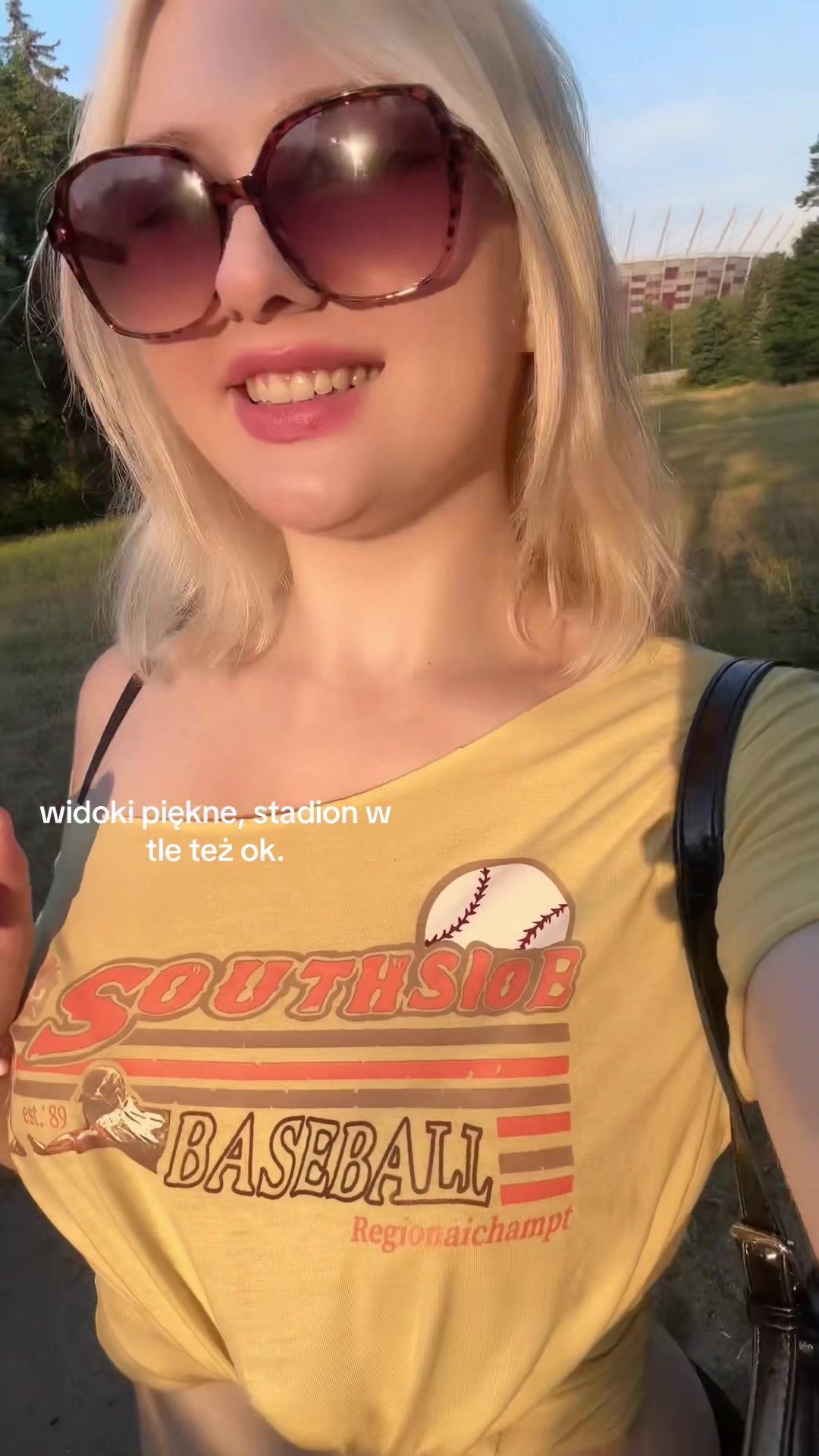 @janie_