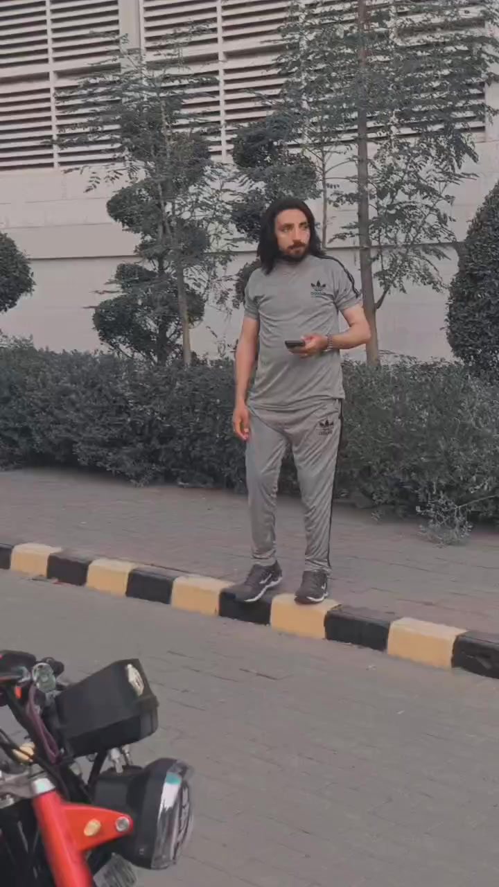 @Bahar Jani Jani