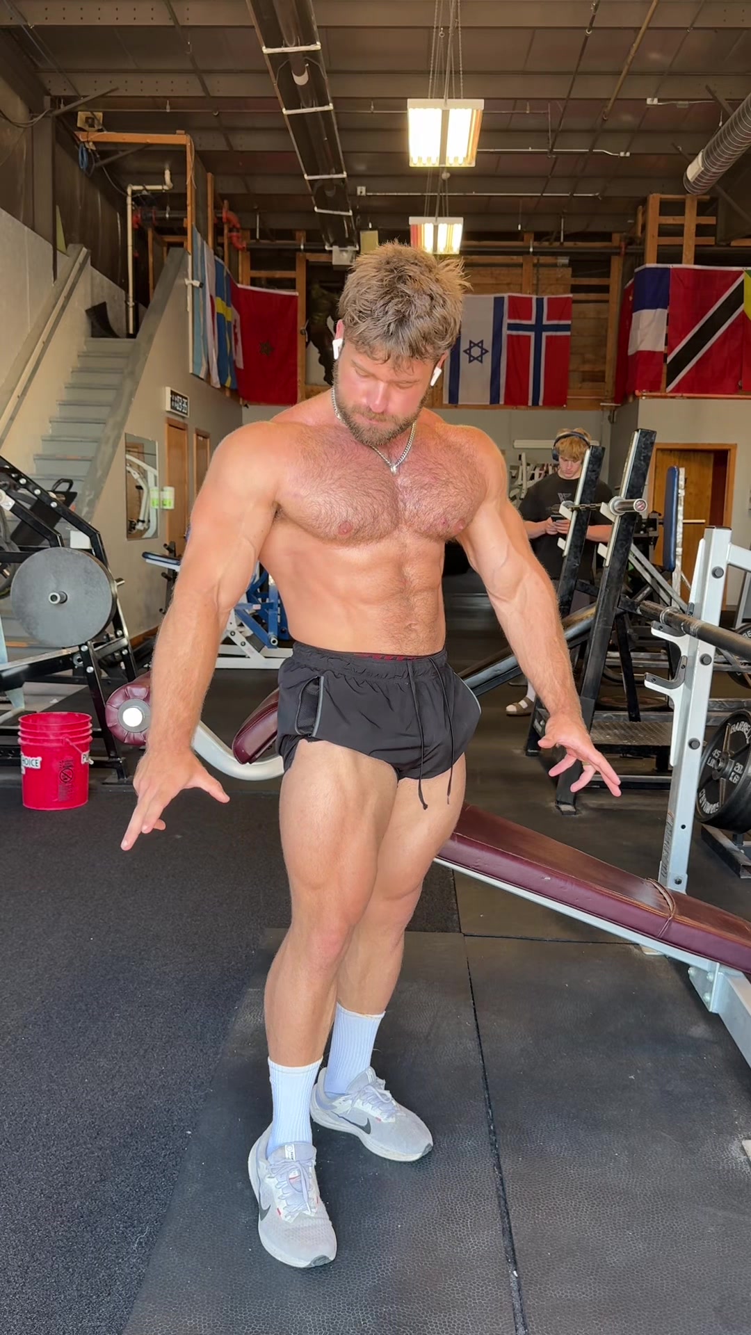 @Alex 🦍