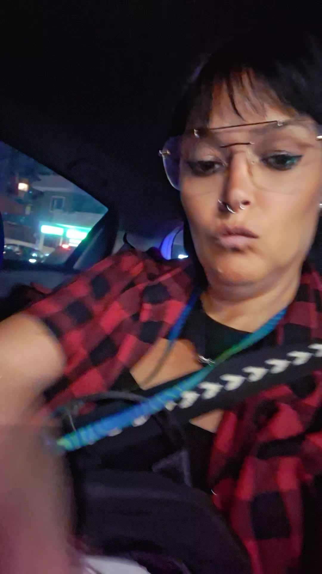 @Queen_of. The .darkness