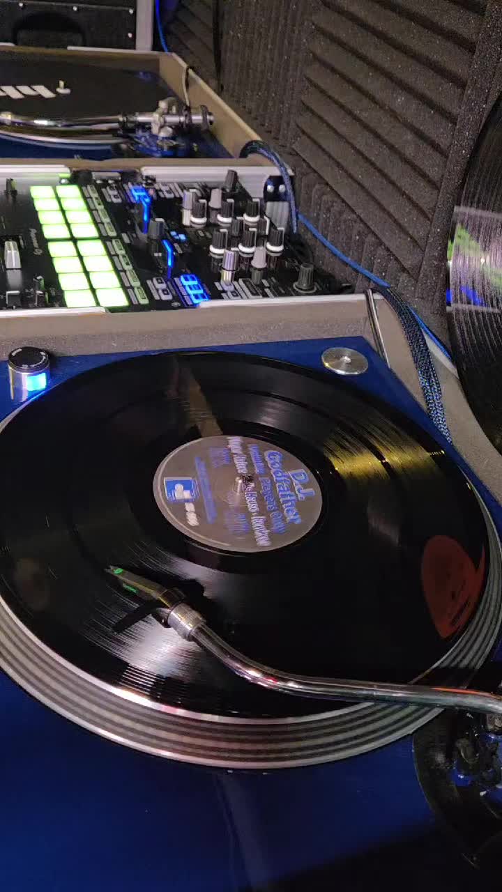 @DJ Rick C