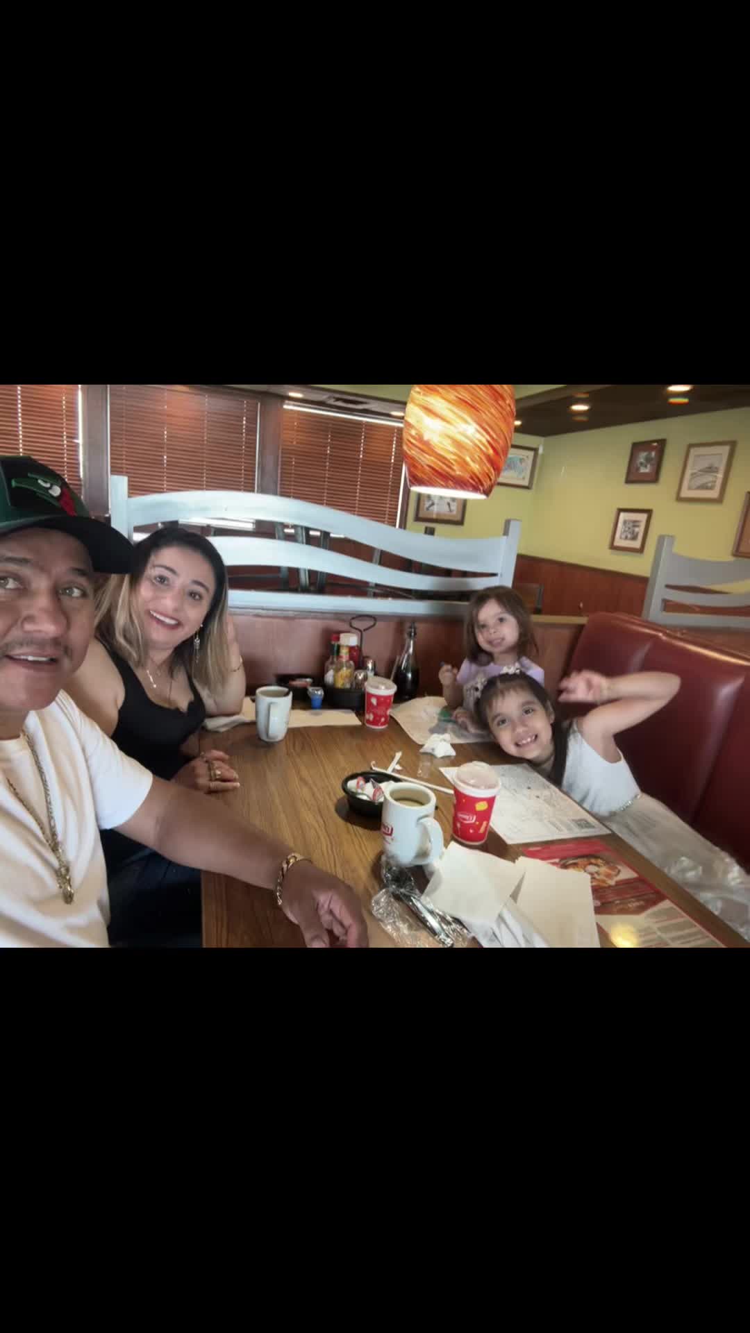 @Charlie ojos claros52 🇺🇸🇲🇽
