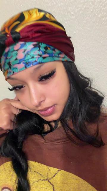 @Di 👩❤️💋👩