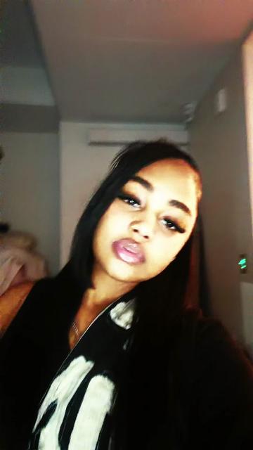 @kimoraaaariana