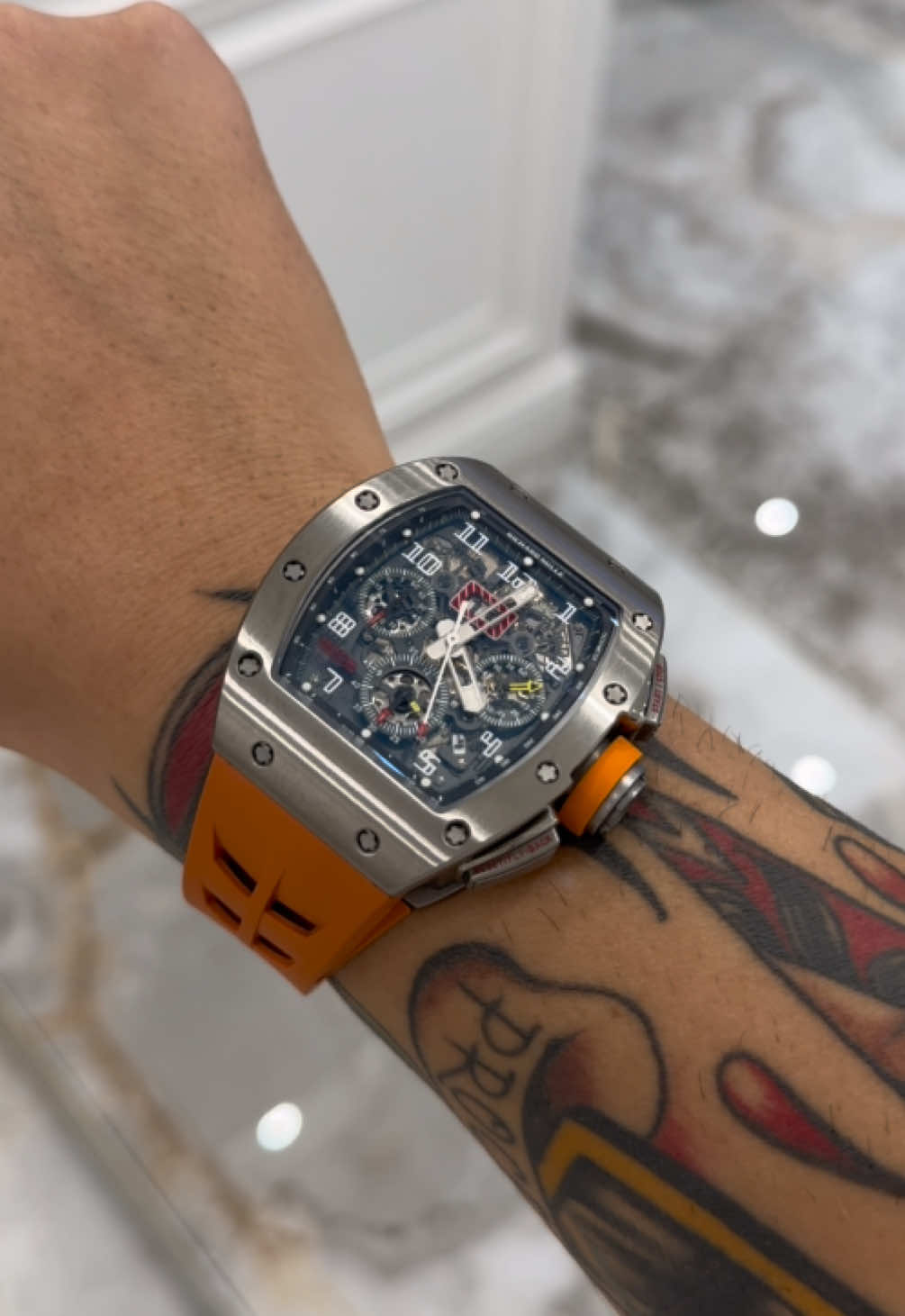 @E.G_WATCH
