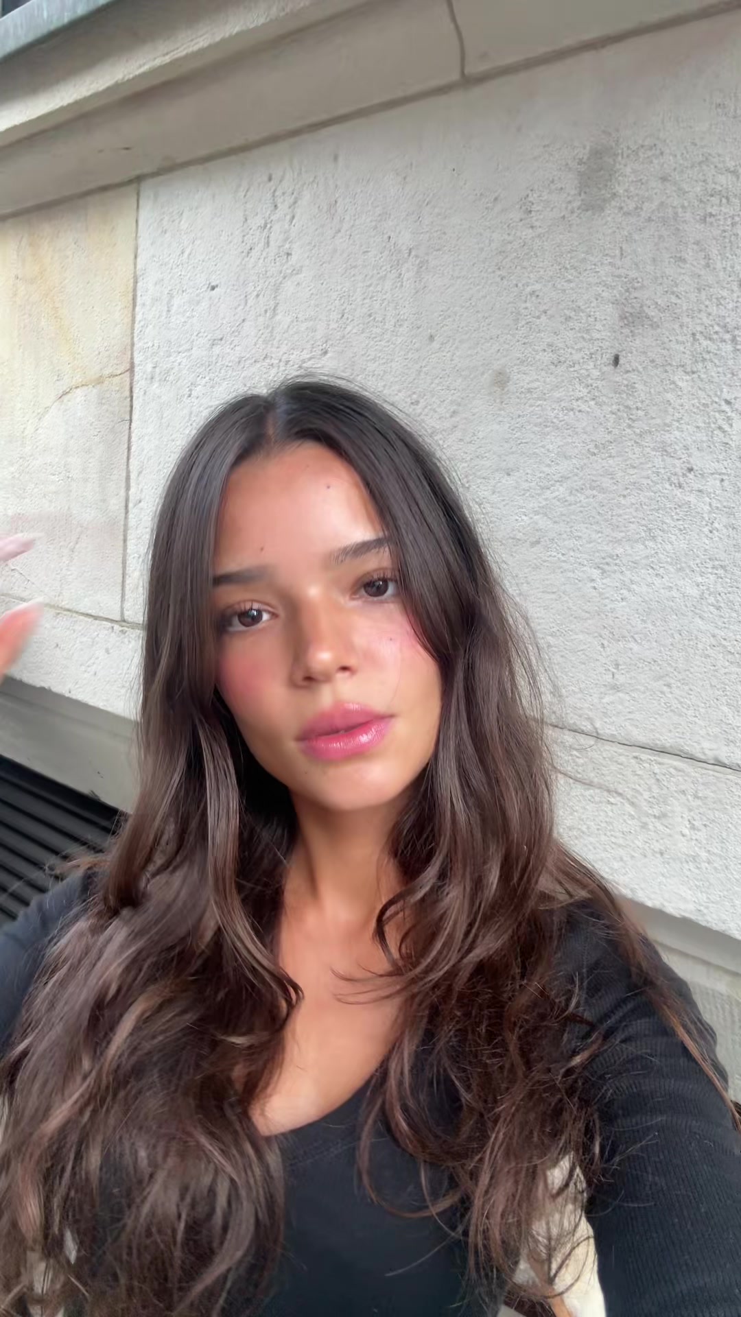 @modelazrajones