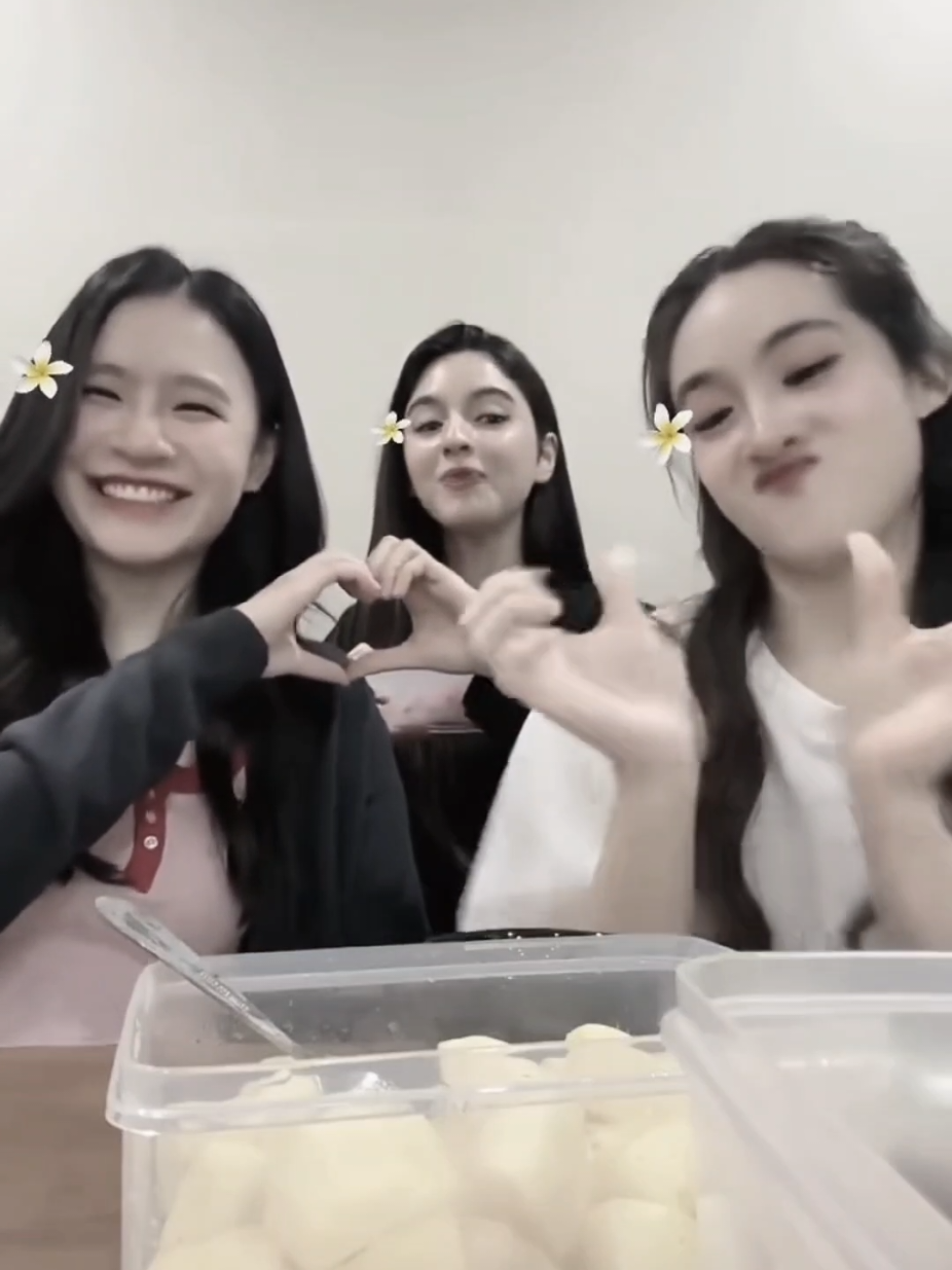 @𝐇𝐞𝐥𝐞𝐧
