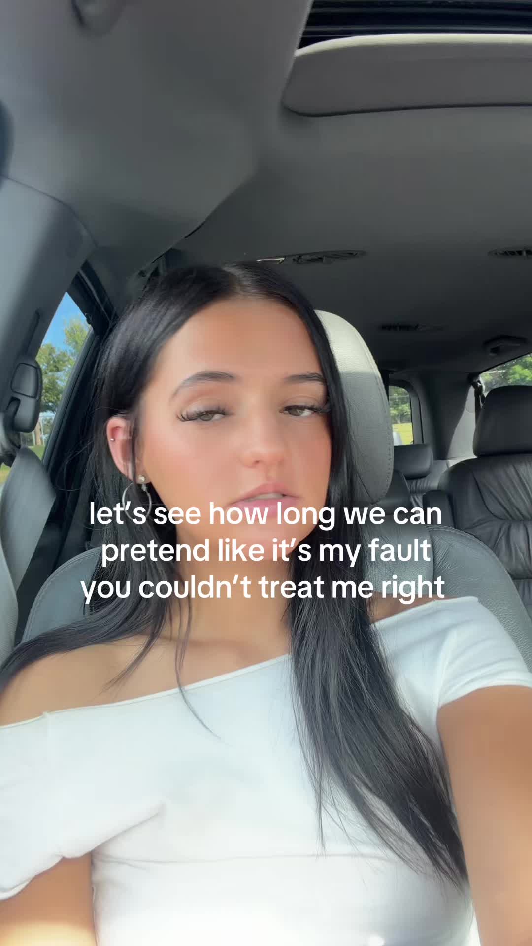 @🫐